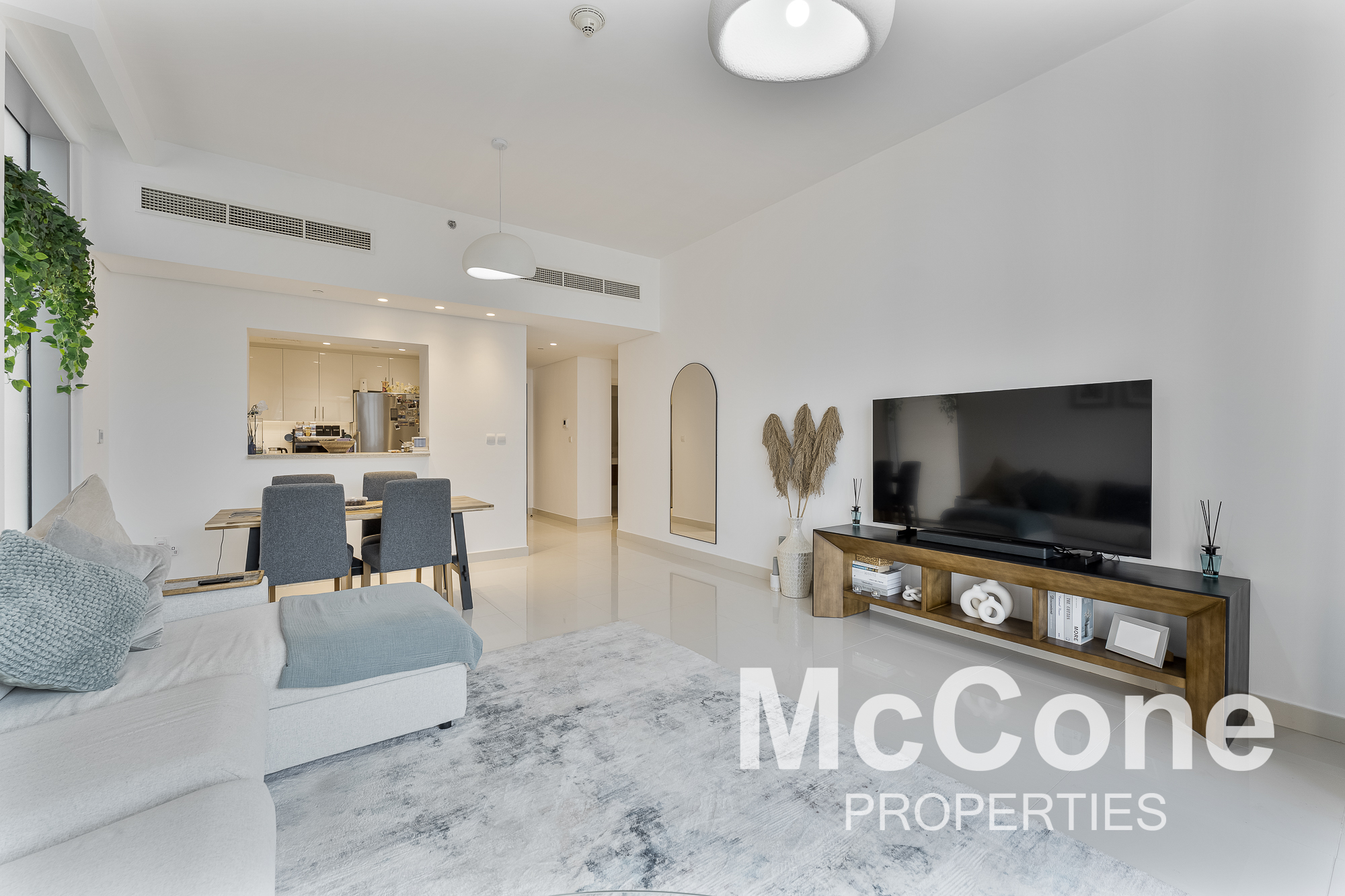 2 Bedroom Apartment for Sale in Boulevard Crescent Tower 1, Downtown Dubai — photo 3 of 22