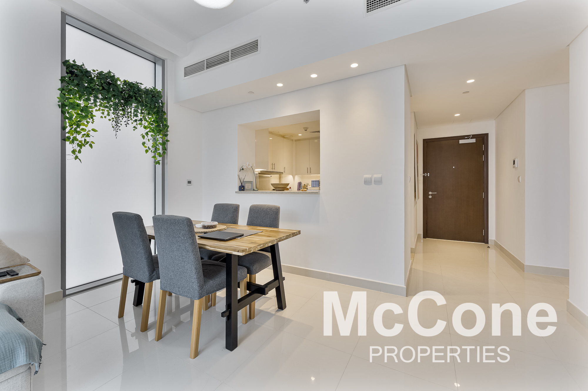 2 Bedroom Apartment for Sale in Boulevard Crescent Tower 1, Downtown Dubai — photo 4 of 22