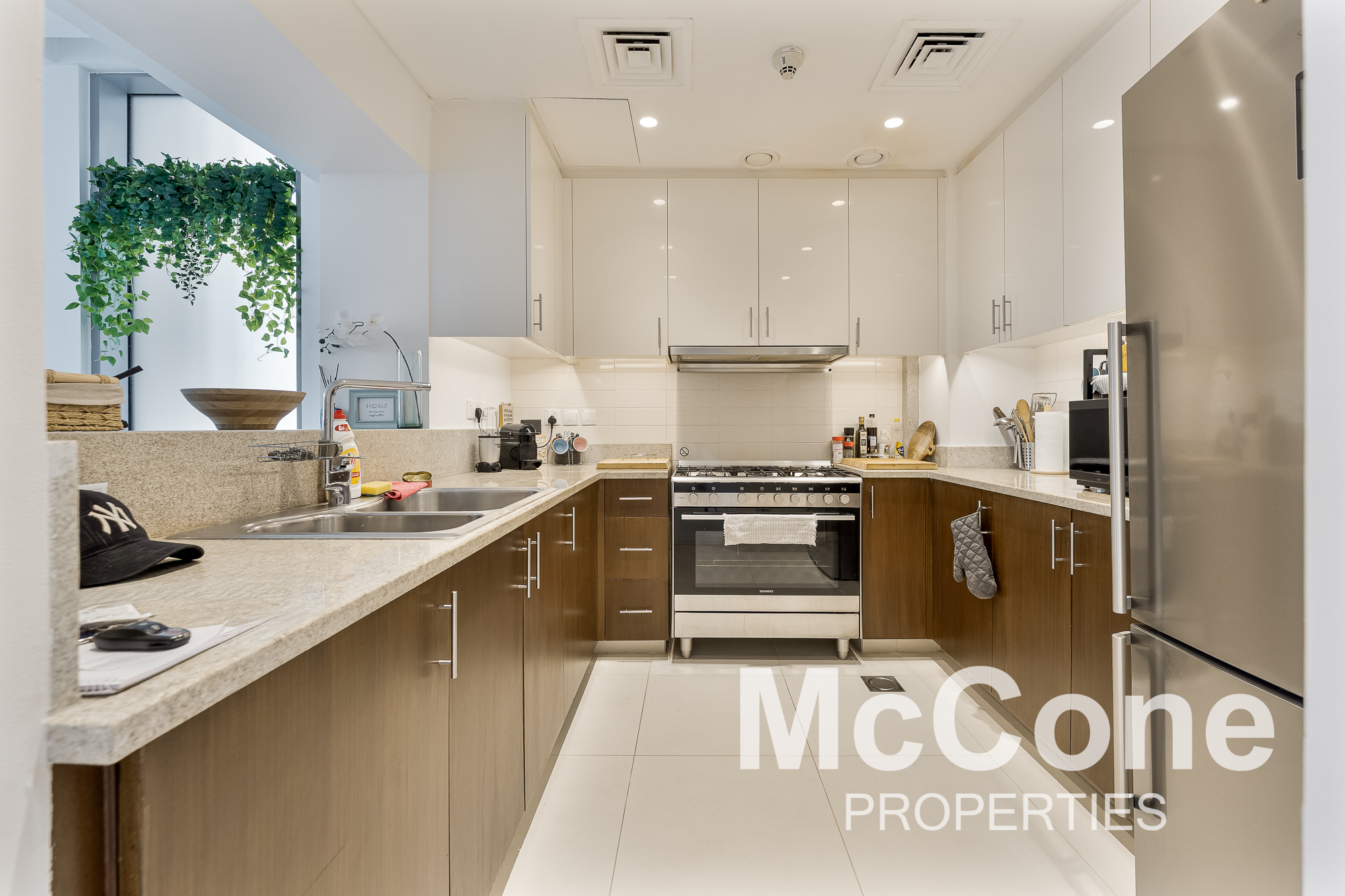 2 Bedroom Apartment for Sale in Boulevard Crescent Tower 1, Downtown Dubai — photo 5 of 22
