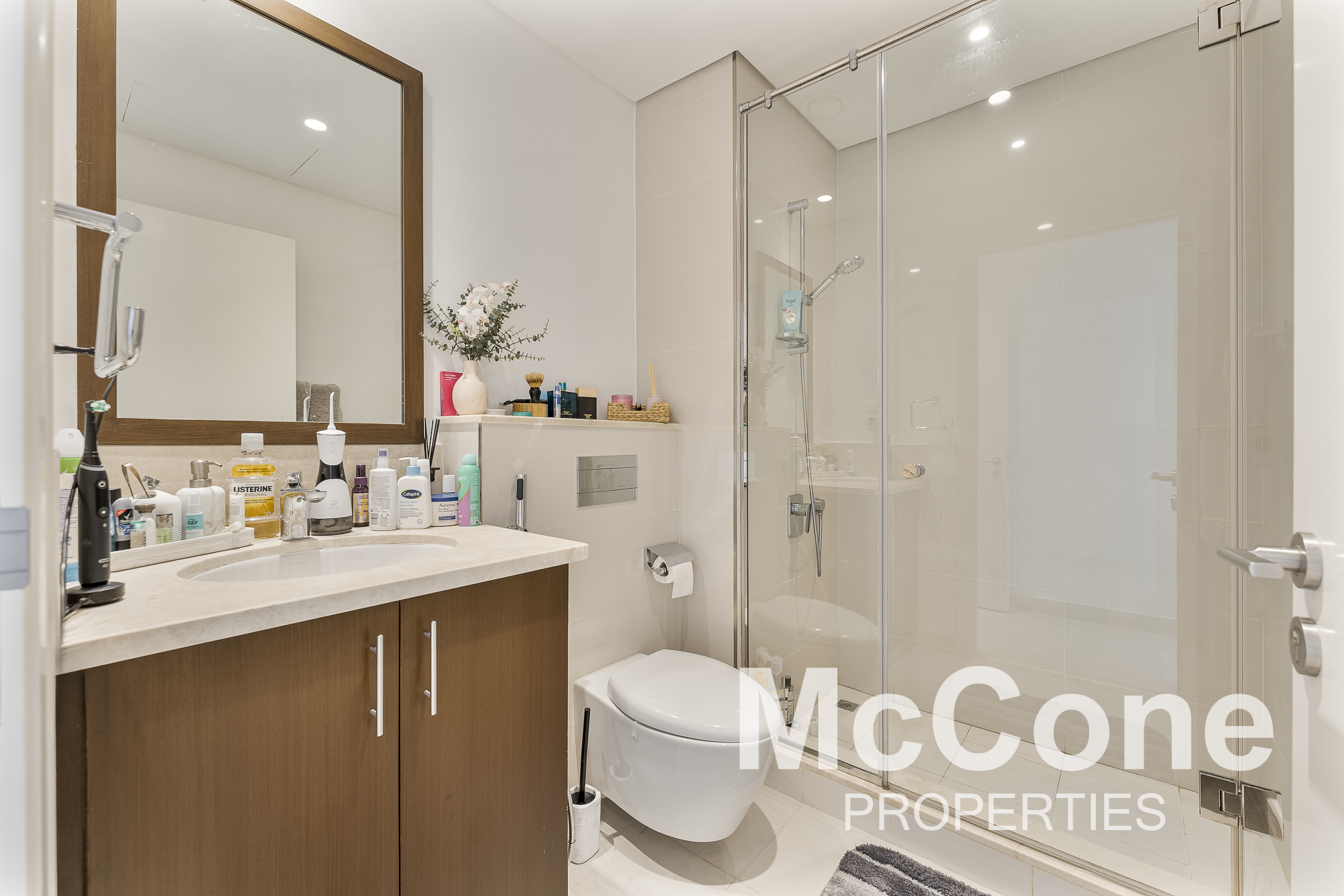 2 Bedroom Apartment for Sale in Boulevard Crescent Tower 1, Downtown Dubai — photograph 12 of 22