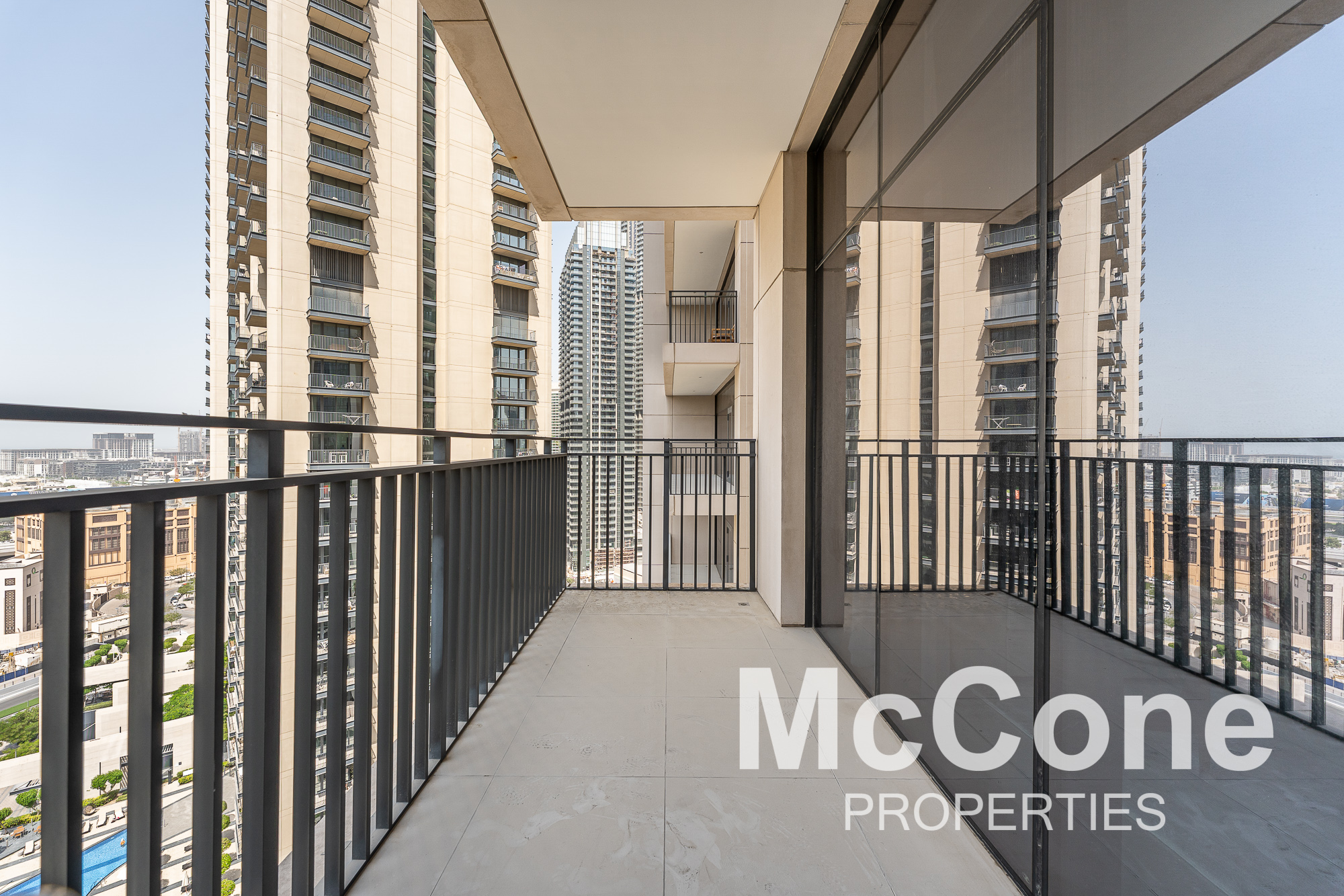 2 Bedroom Apartment for Sale in Boulevard Crescent Tower 1, Downtown Dubai — photograph 17 of 22