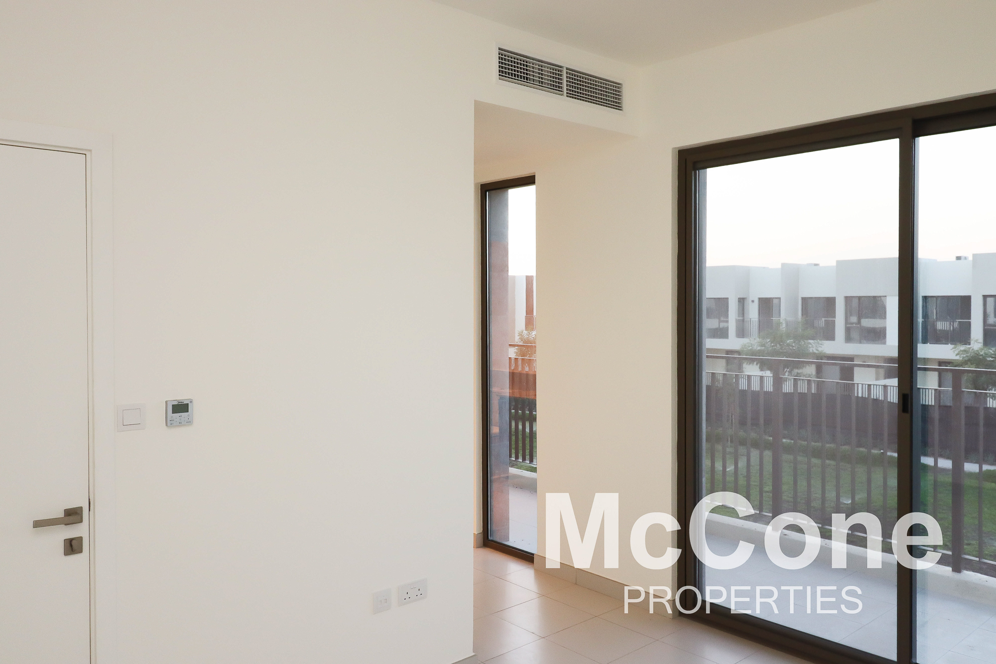 3 Bedroom Townhouse for Sale in Parkside 2, Dubai South (Dubai World Central) — photo 7 of 16