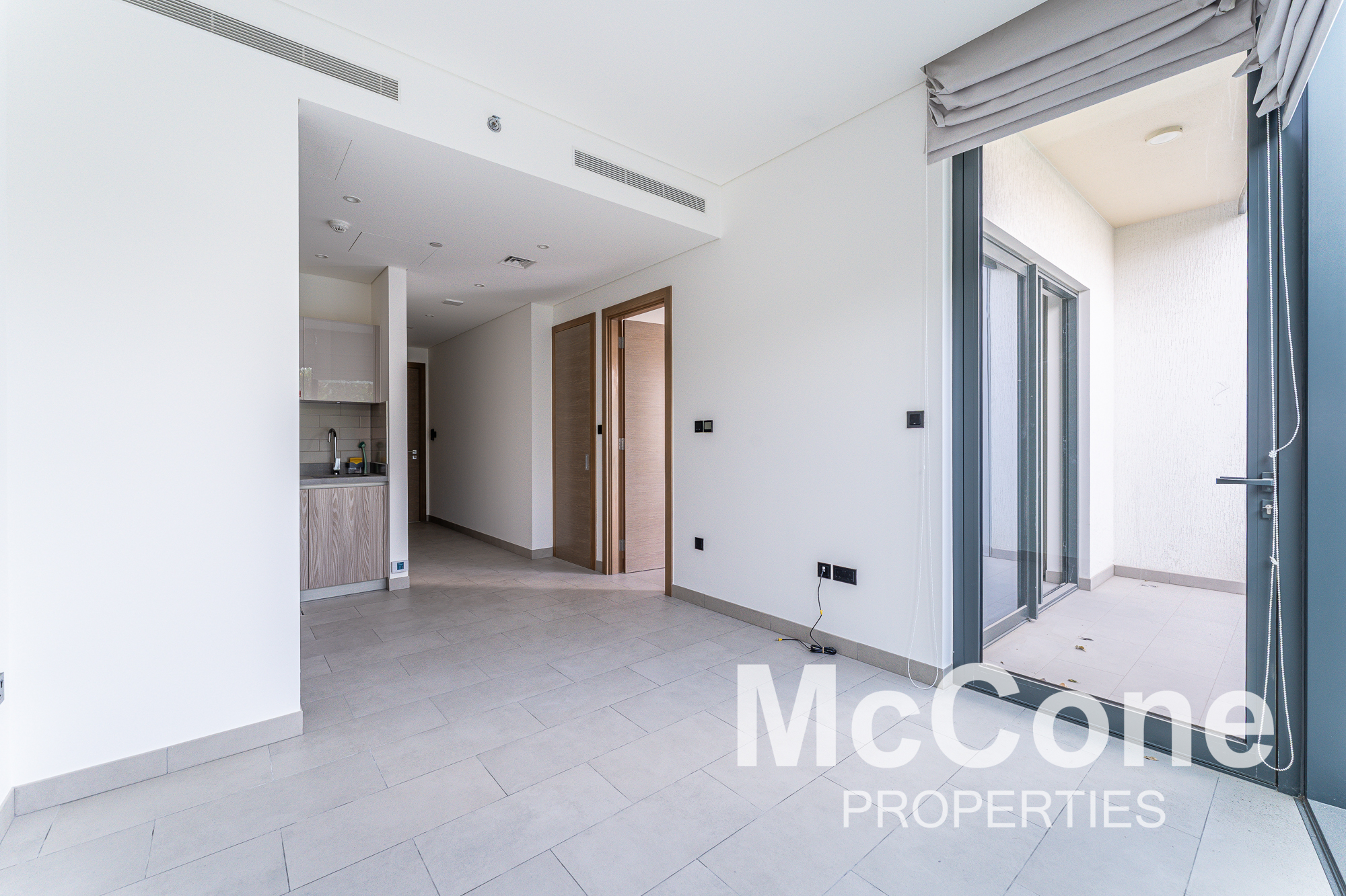 1 Bedroom Apartment for Sale in Sobha Hartland Waves Opulence, Mohammed Bin Rashid City — photo 2 of 10