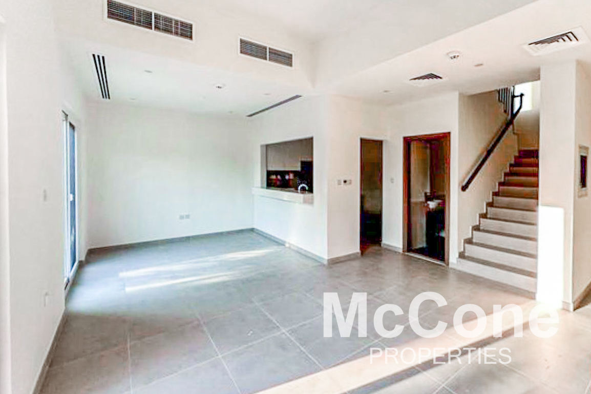 3 Bedroom Townhouse for Sale in Amaranta 2, Villanova — photo 4 of 18
