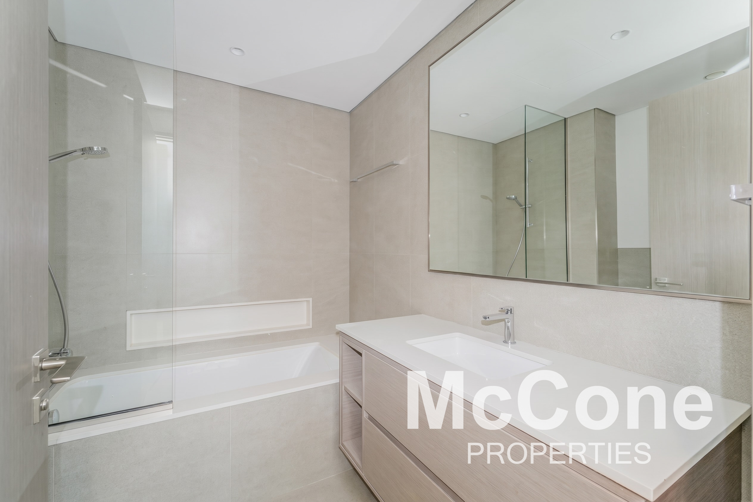 2 Bedroom Apartment for Sale in Grande, Downtown Dubai — photograph 16 of 19