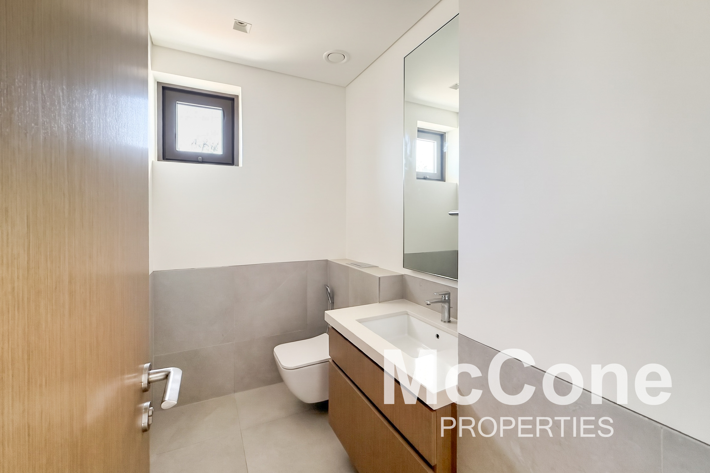 5 Bedroom Villa for Sale in Tilal Al Furjan, Al Furjan — photograph 11 of 30