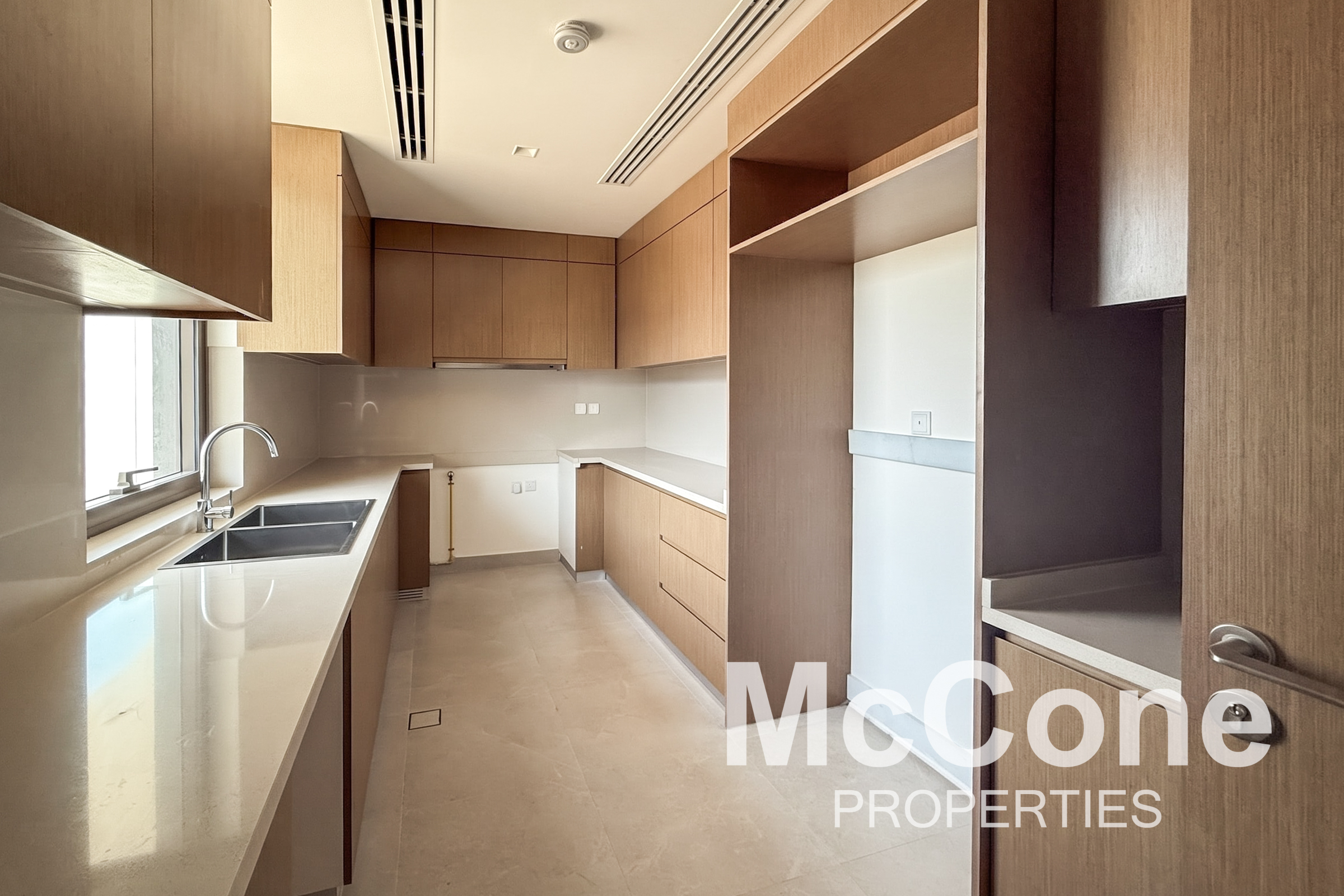 5 Bedroom Villa for Sale in Tilal Al Furjan, Al Furjan — photo 5 of 30