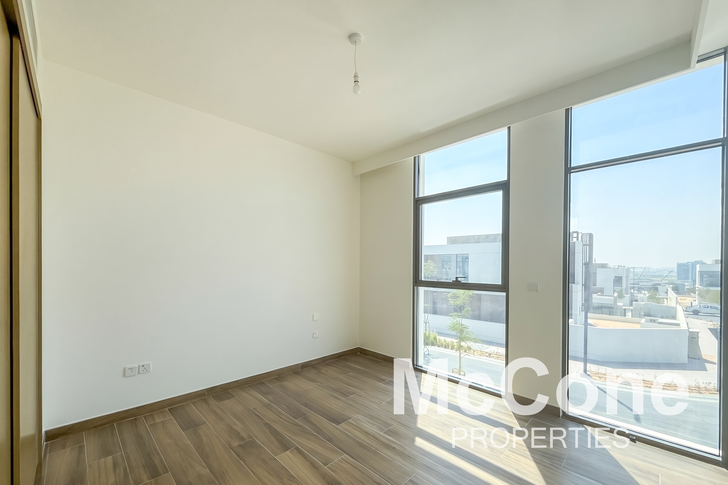 5 Bedroom Villa for Sale in Tilal Al Furjan, Al Furjan — photograph 22 of 30