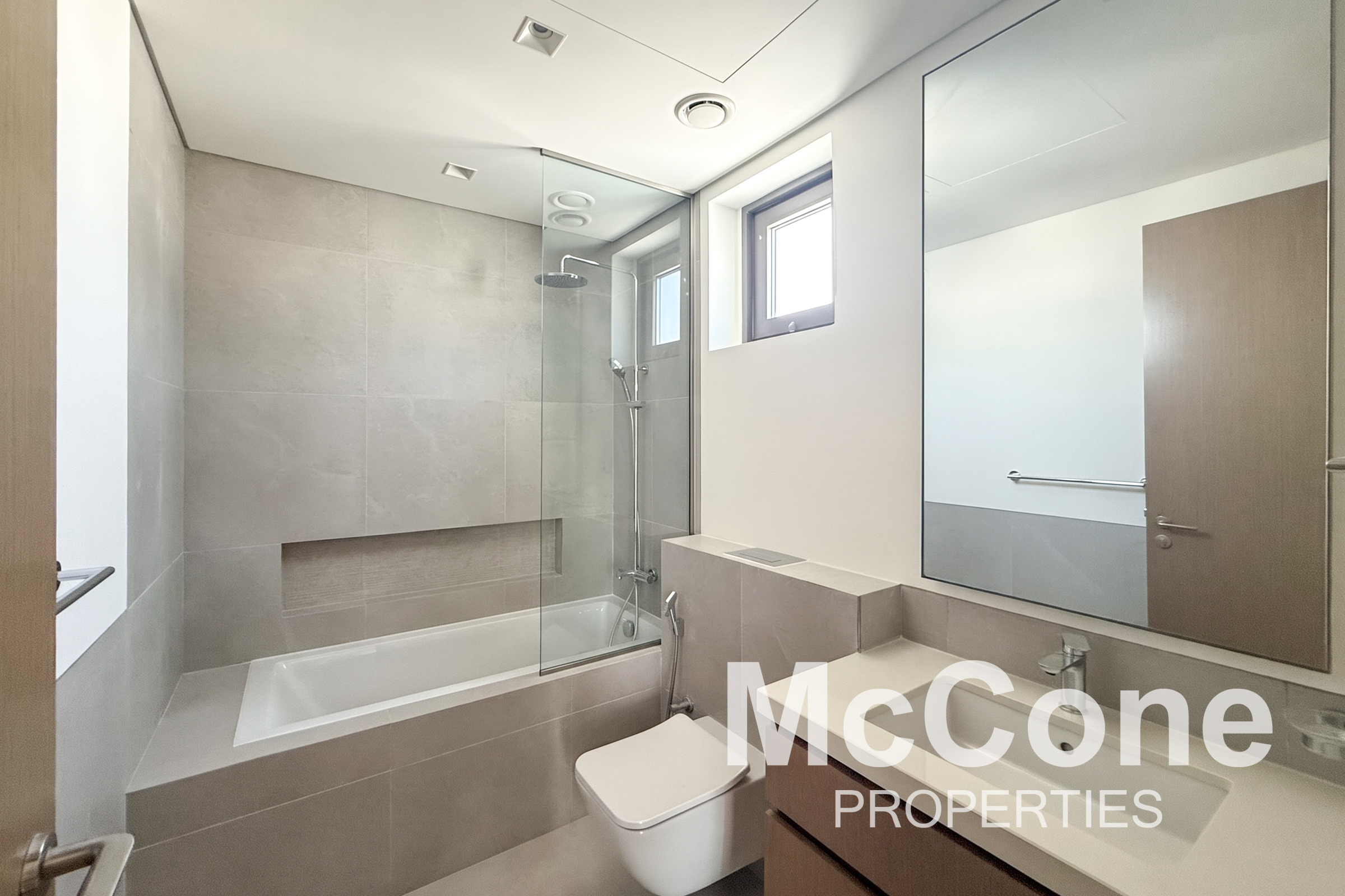5 Bedroom Villa for Sale in Tilal Al Furjan, Al Furjan — photograph 29 of 30