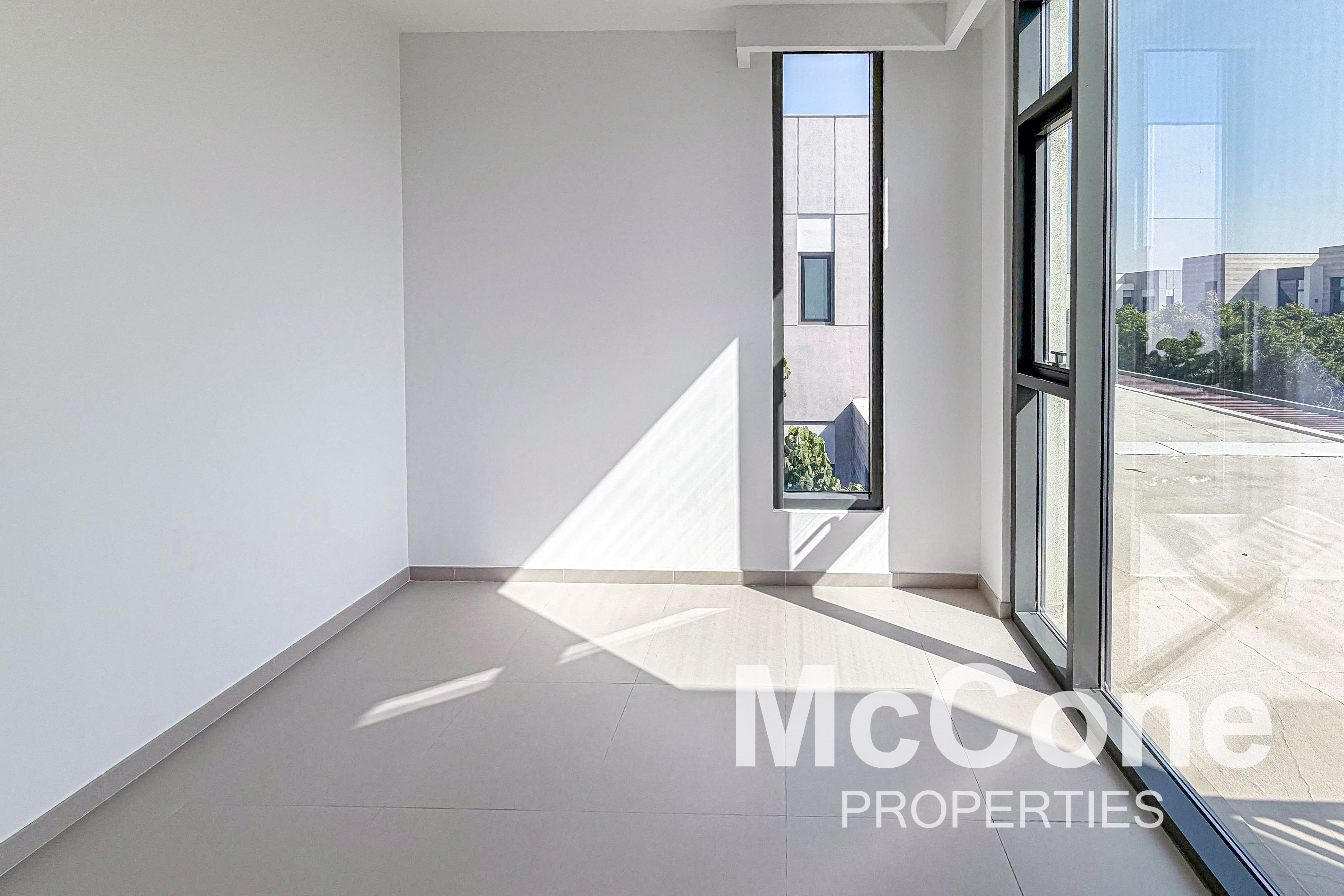 4 Bedroom Townhouse for Sale in Sun, Arabian Ranches 3 — photograph 13 of 20