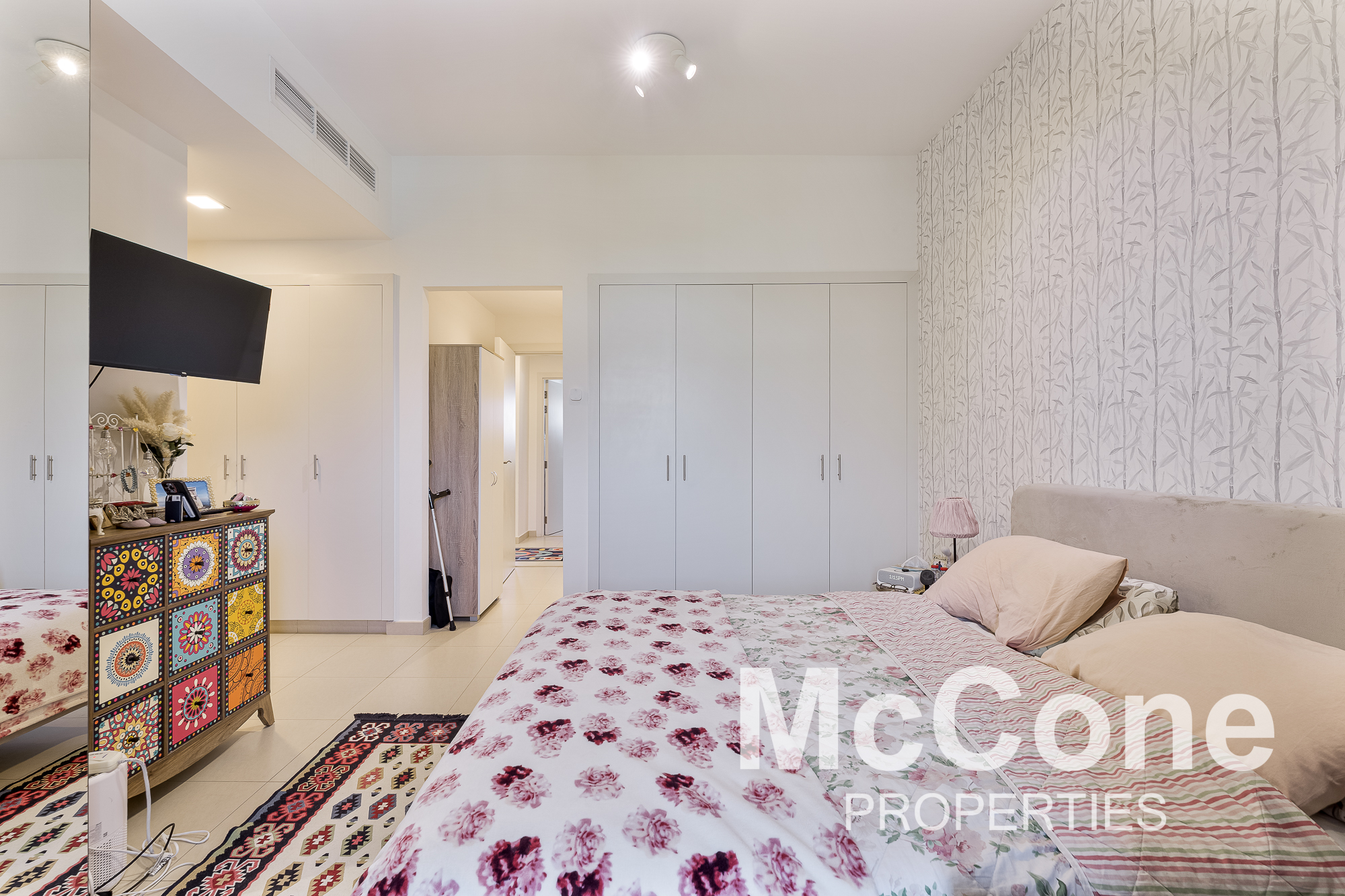 3 Bedroom Townhouse for Sale in Sama Townhouses, Town Square — photo 8 of 26