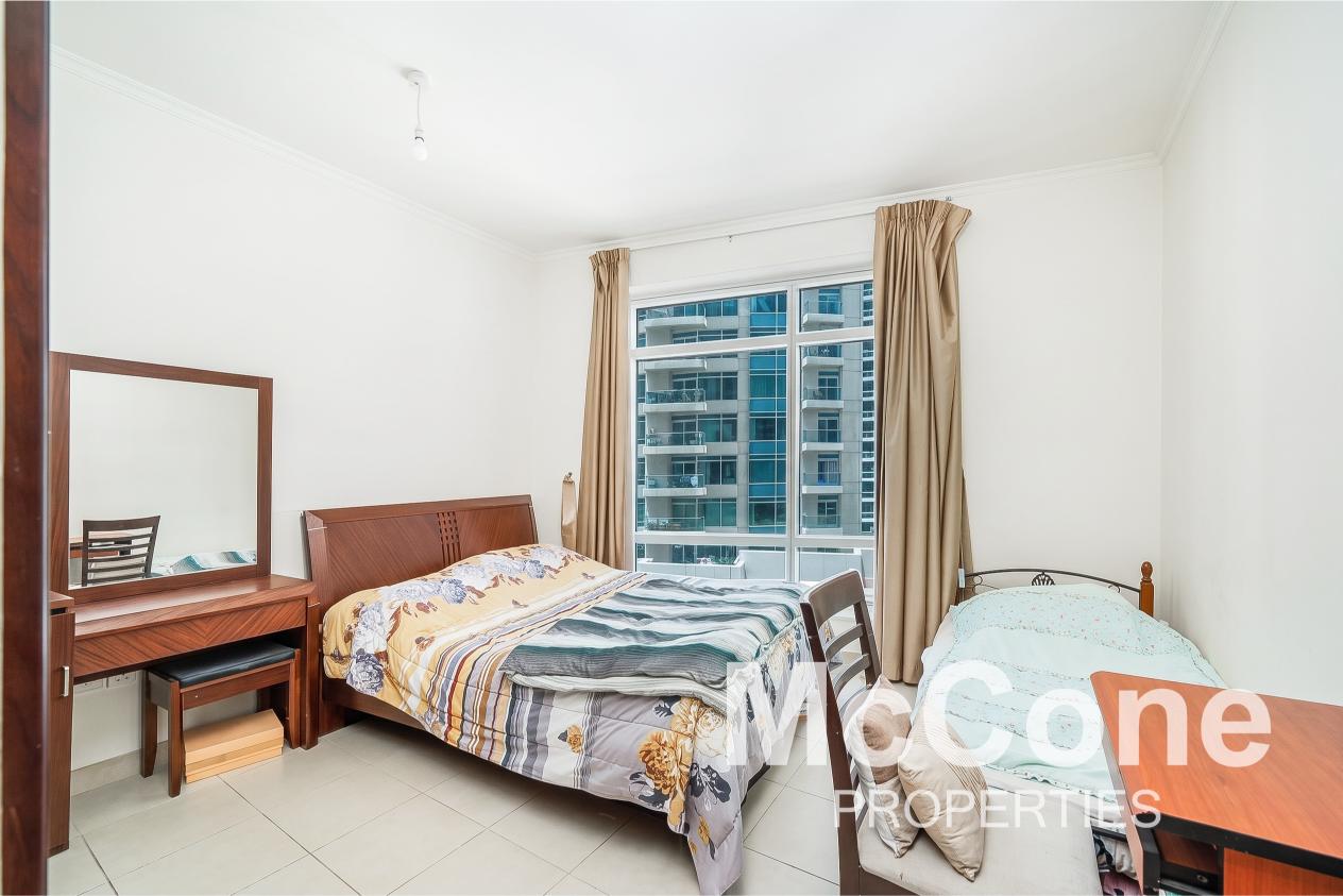 1 Bedroom Apartment for Sale in Burj Views B, Downtown Dubai — photo 5 of 12