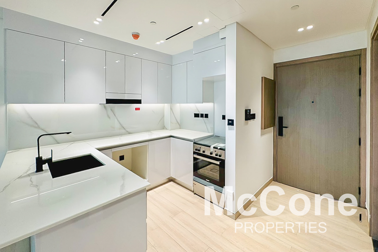 1 Bedroom Apartment for Sale in Binghatti Emerald, Jumeirah Village Circle — photo 3 of 12