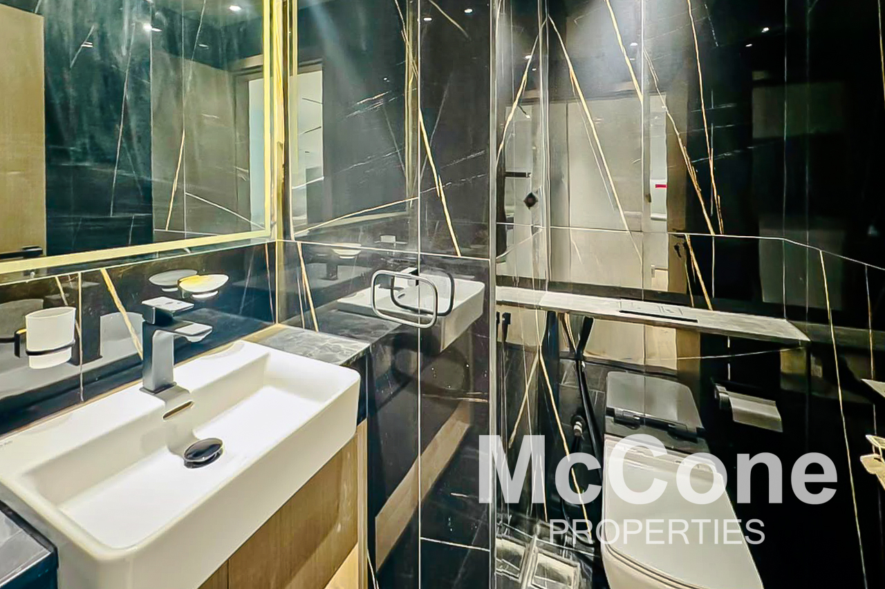1 Bedroom Apartment for Sale in Binghatti Emerald, Jumeirah Village Circle — photo 7 of 12
