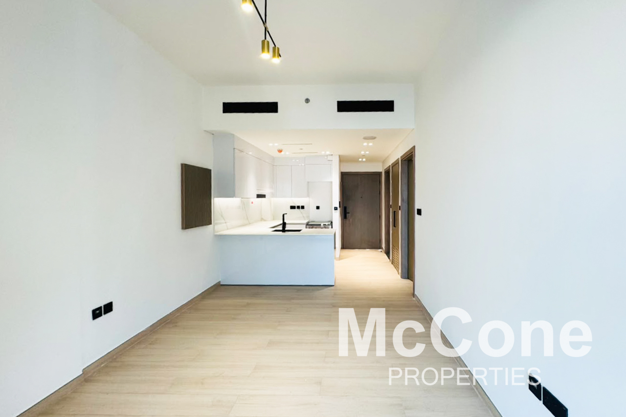 1 Bedroom Apartment for Sale in Binghatti Emerald, Jumeirah Village Circle — photo 2 of 12