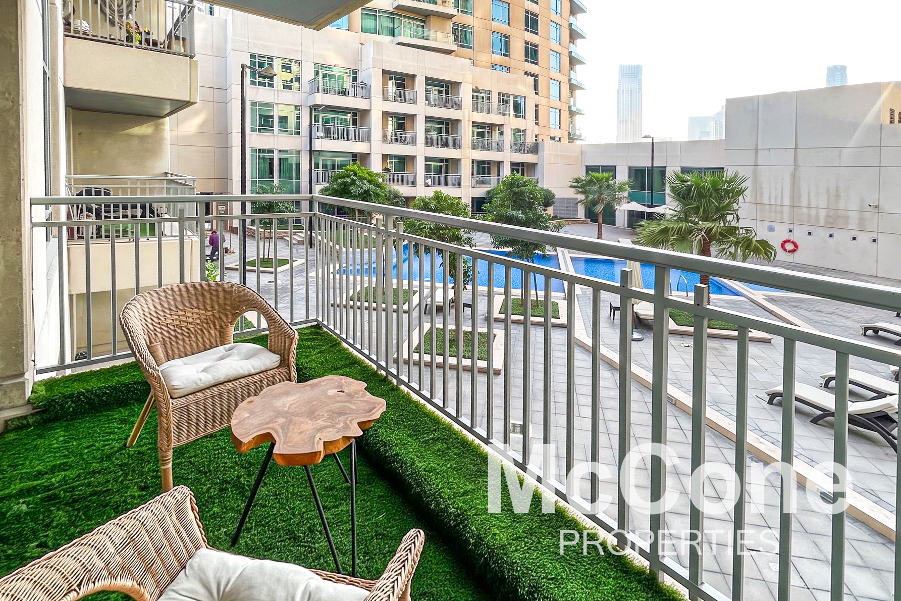Studio Apartment for Sale in Burj Views podium, Downtown Dubai — photograph 15 of 15