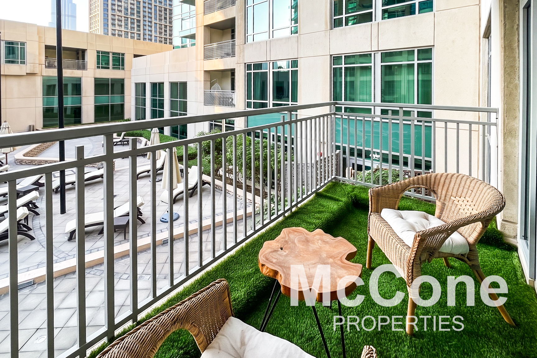 Studio Apartment for Sale in Burj Views podium, Downtown Dubai — photograph 14 of 15