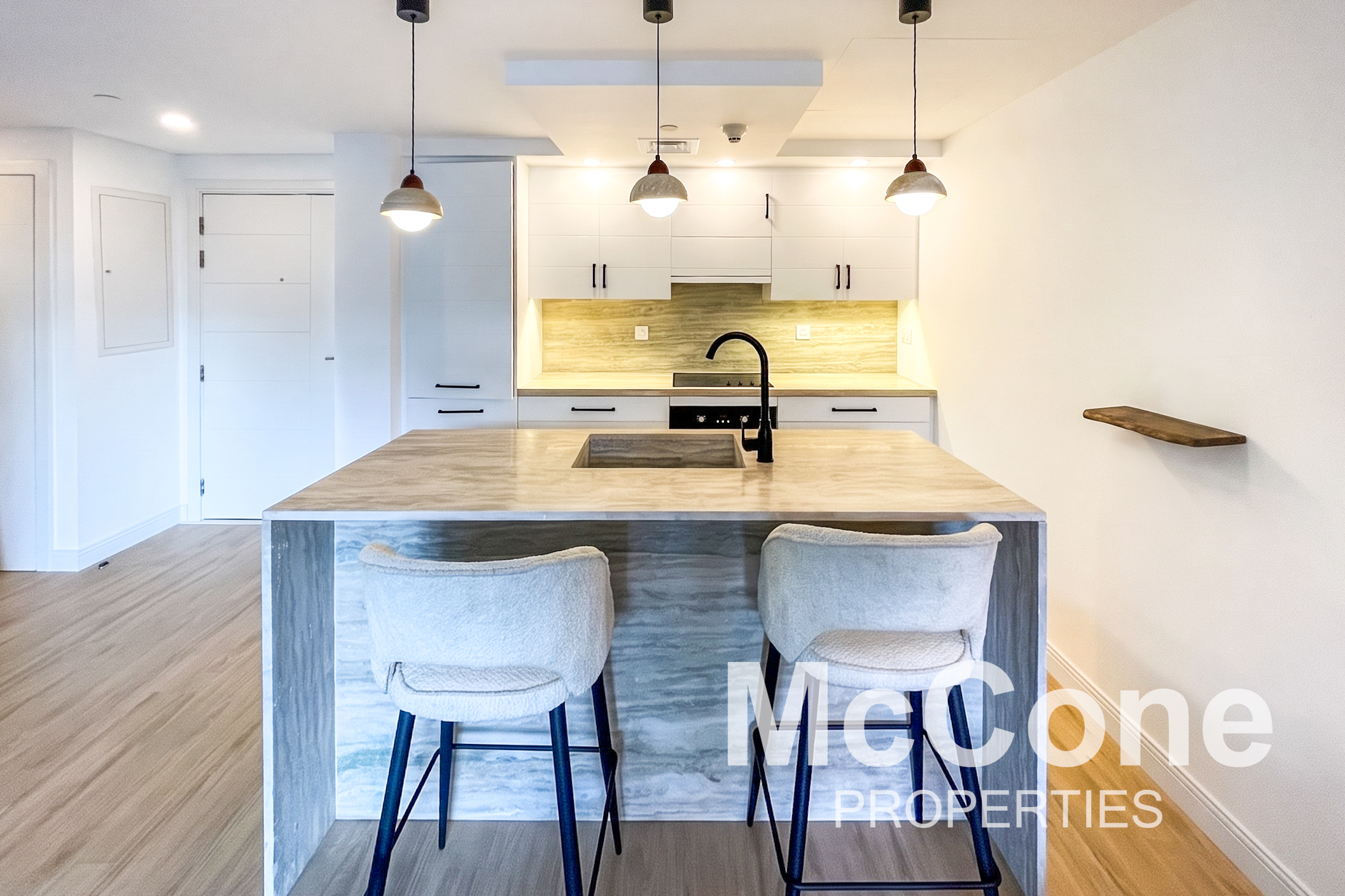 Studio Apartment for Sale in Burj Views podium, Downtown Dubai — photo 6 of 15