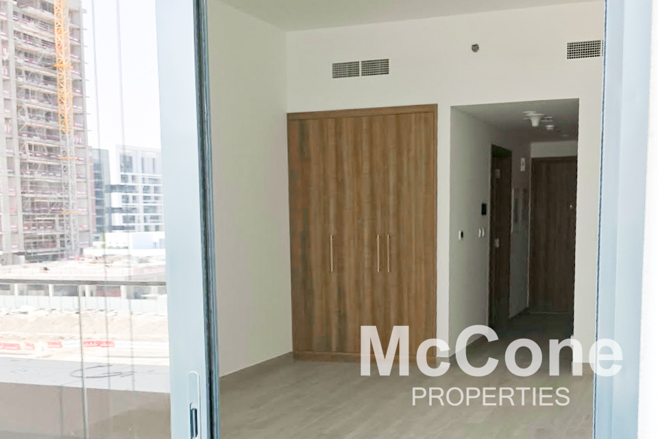 Studio Apartment for Sale in Azizi Riviera Beachfront Tower A, Meydan — photo 3 of 10