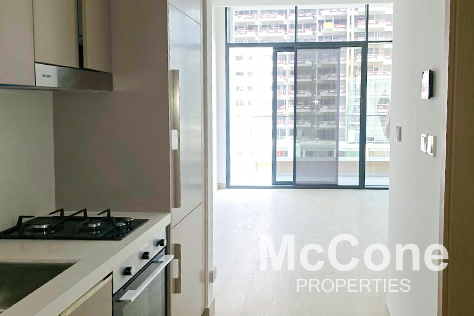Studio Apartment for Sale in Azizi Riviera Beachfront Tower A, Meydan — photo 2 of 10