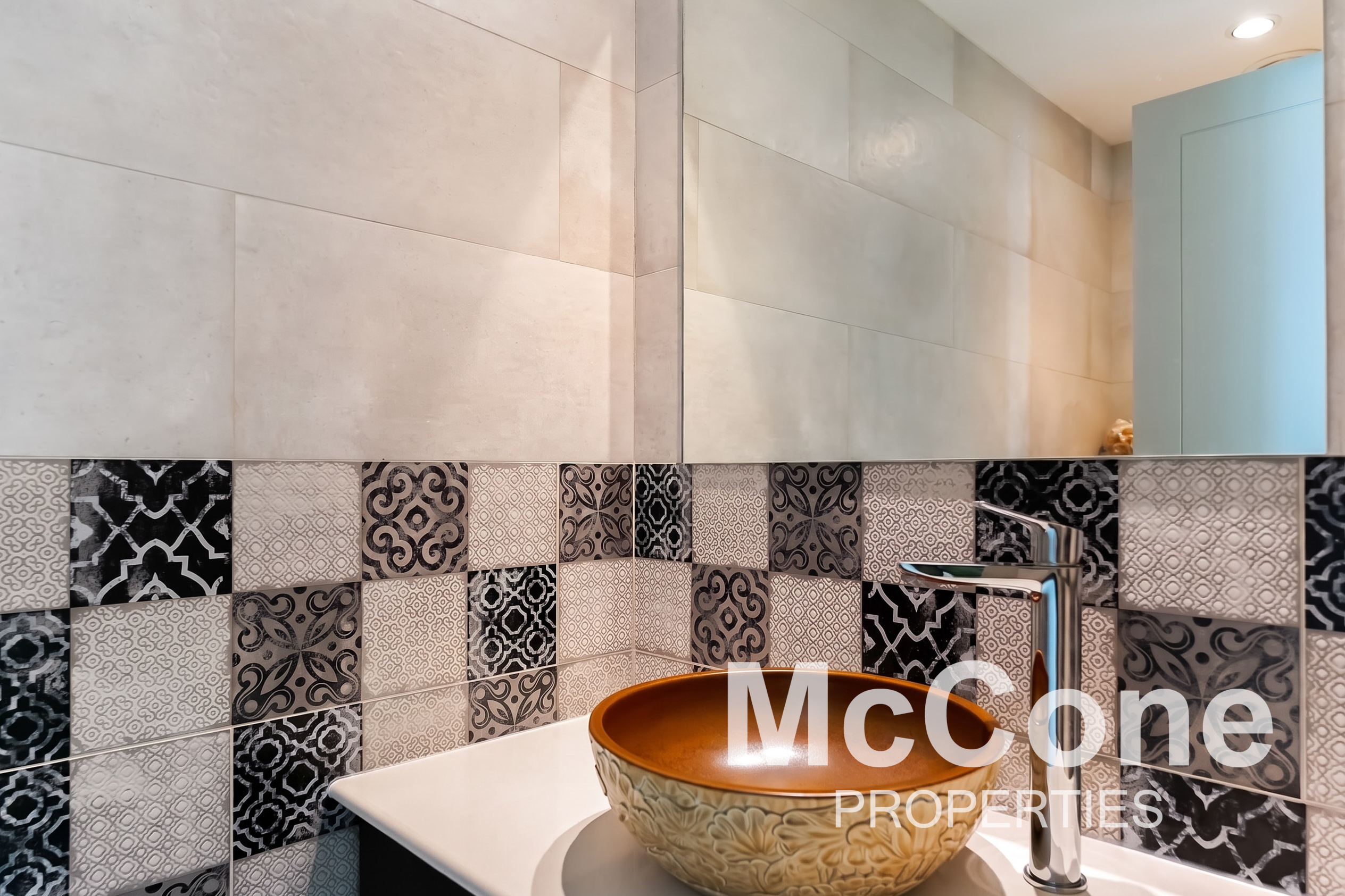 2 Bedroom Apartment for Sale in The Residences 8, Downtown Dubai — photograph 23 of 28