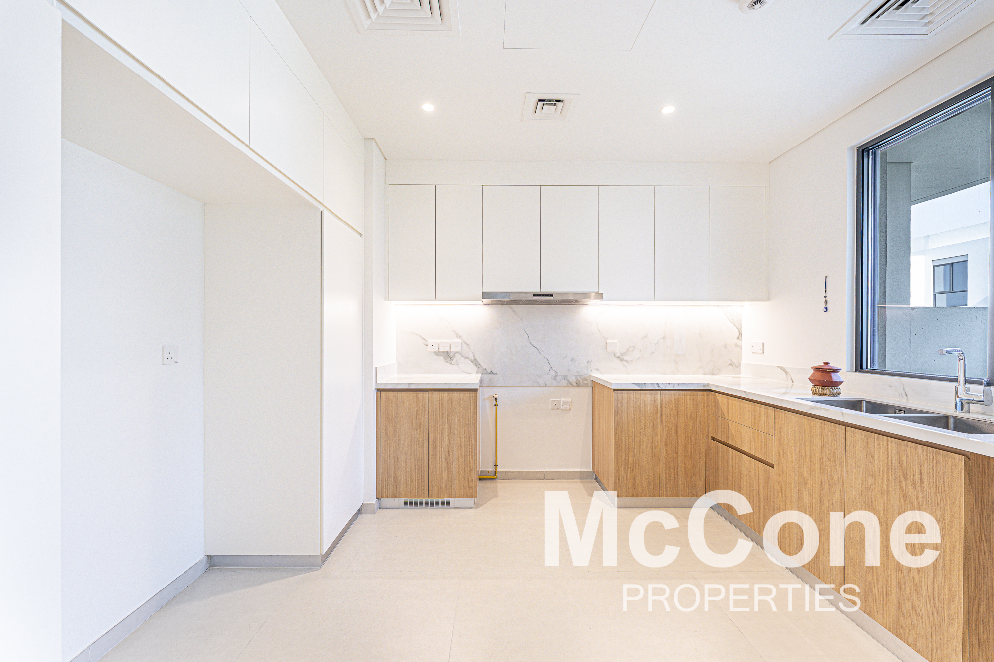3 Bedroom Townhouse for Sale in Jebel Ali Village Townhouses, Jebel Ali — photo 4 of 30