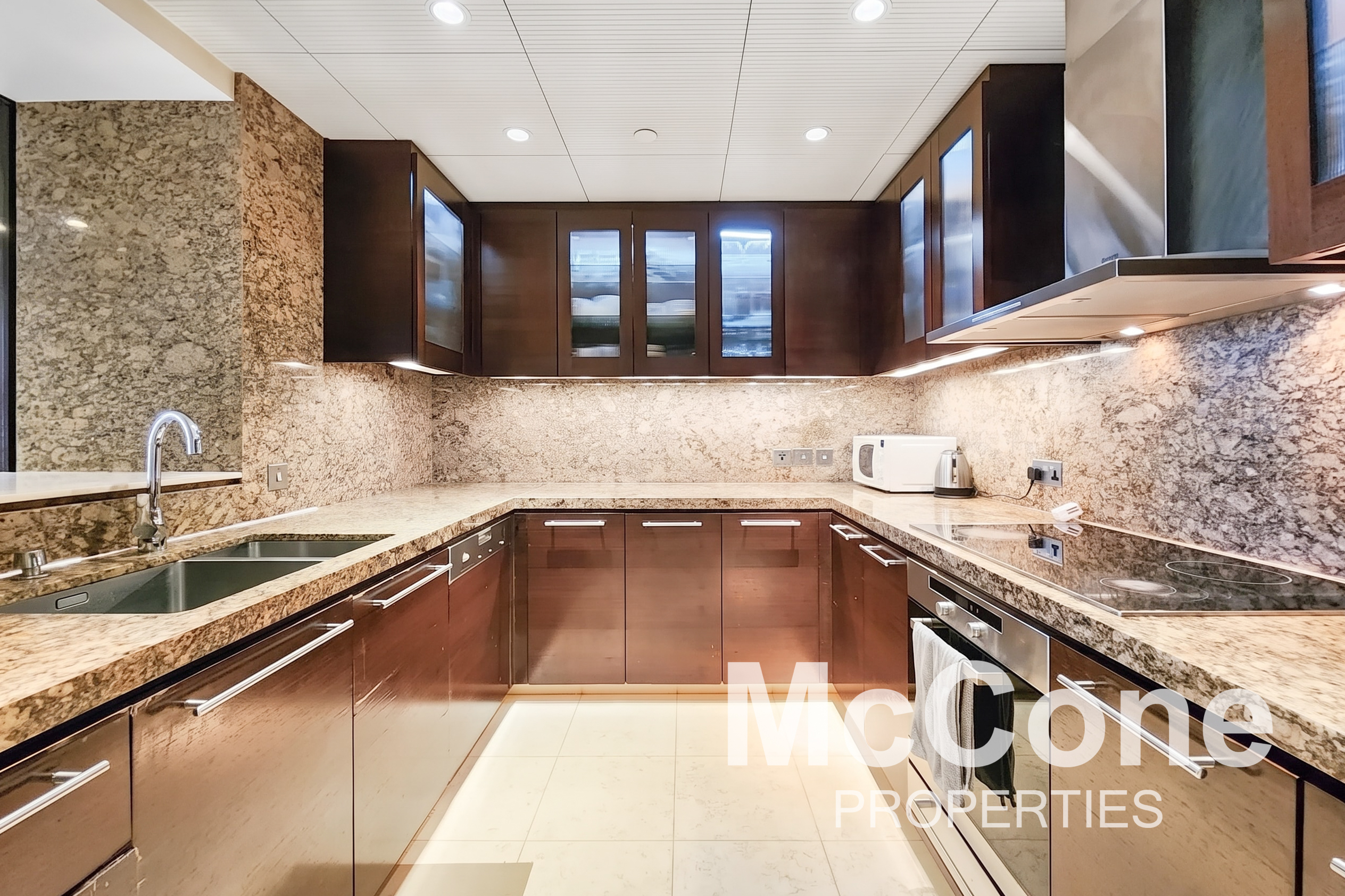 2 Bedroom Apartment for Sale in Burj Khalifa, Downtown Dubai — photo 4 of 11