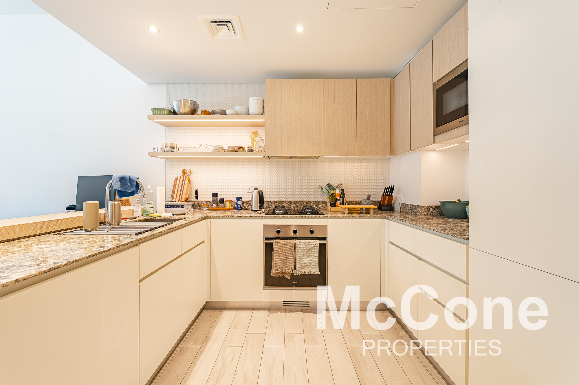1 Bedroom Apartment for Sale in Belgravia 3B, Jumeirah Village Circle — photo 3 of 12