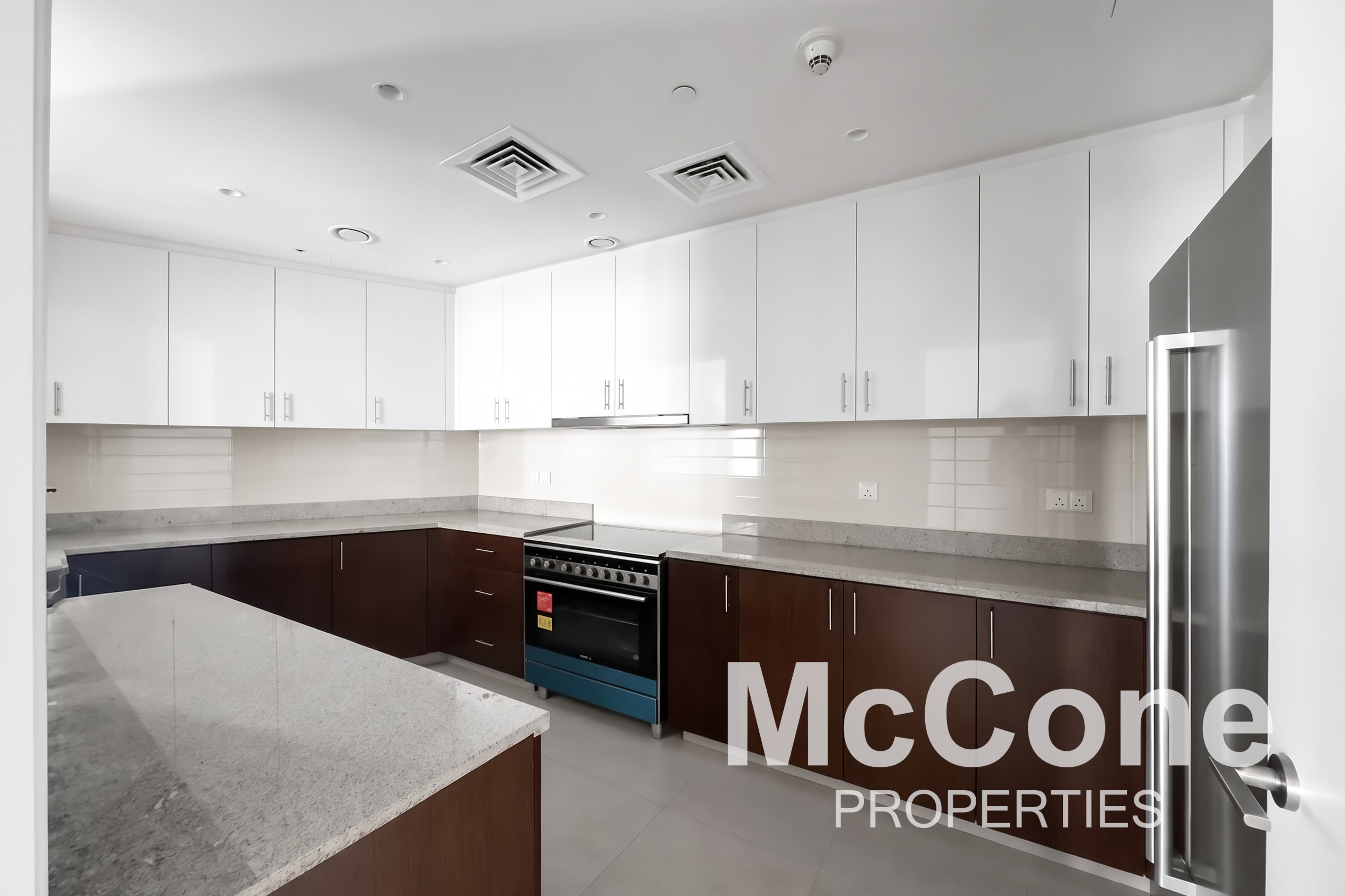 2 Bedroom Apartment for Sale in BLVD Crescent Podium, Downtown Dubai — photo 5 of 18