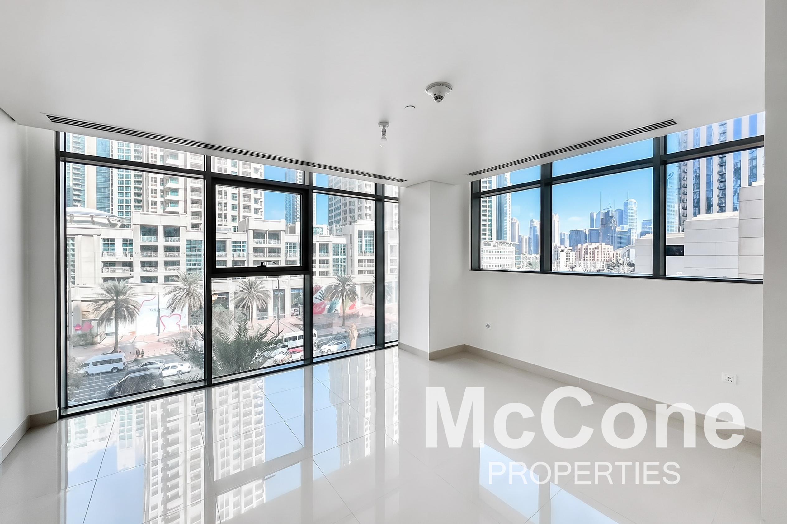 2 Bedroom Apartment for Sale in BLVD Crescent Podium, Downtown Dubai — photograph 14 of 18