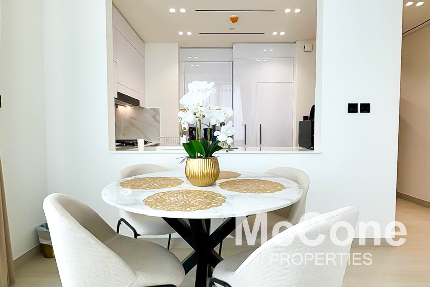 2 Bedroom Apartment for Sale in Binghatti Onyx, Jumeirah Village Circle — photo 5 of 18