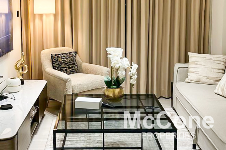 2 Bedroom Apartment for Sale in Binghatti Onyx, Jumeirah Village Circle — photo 4 of 18