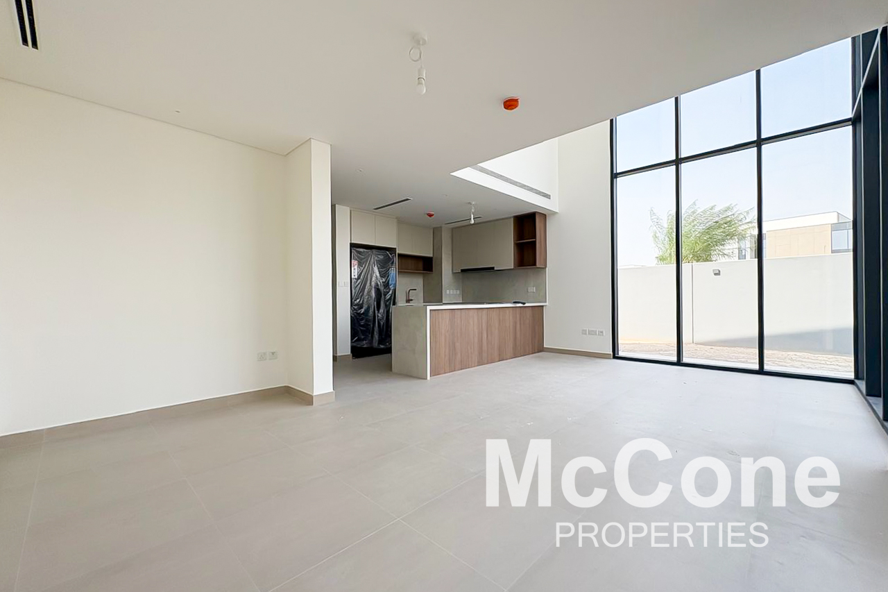 4 Bedroom Townhouse for Sale in Mudon Al Ranim 6, Mudon — photo 3 of 11
