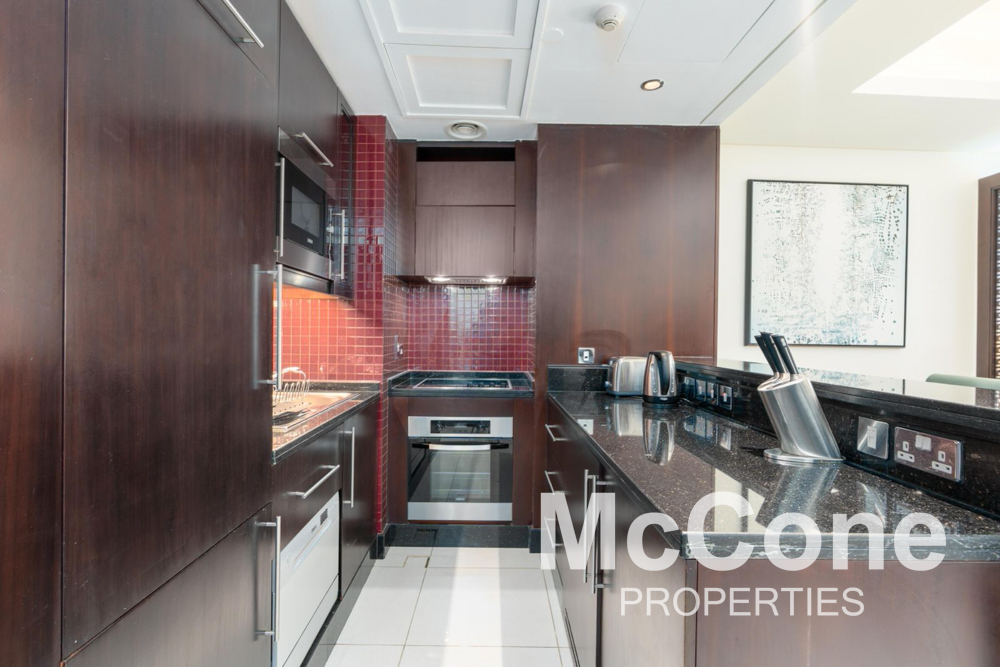 Studio Apartment for Sale in Burj Lake Hotel - The Address DownTown, Downtown Dubai — photo 3 of 19