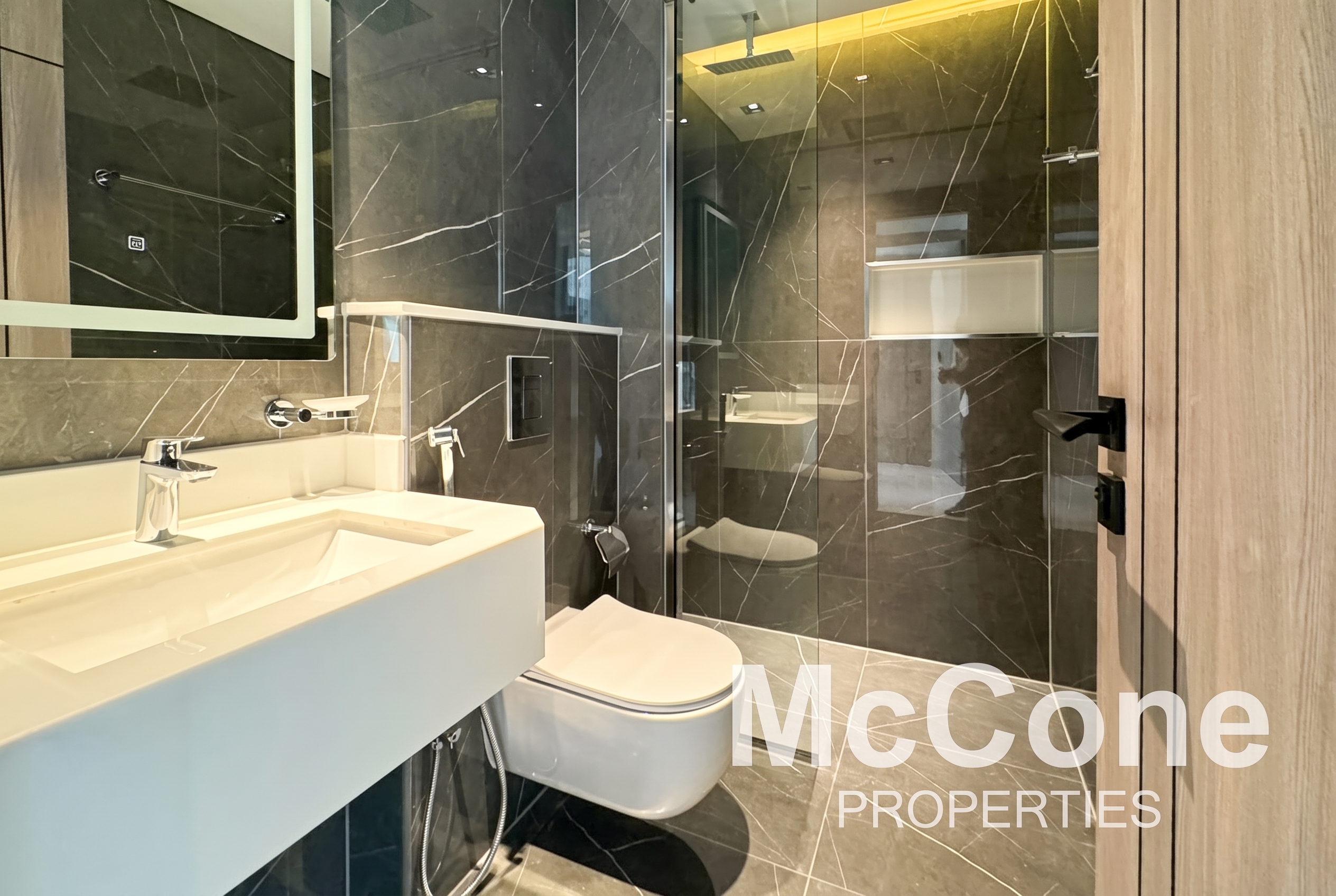 2 Bedroom Apartment for Sale in Samana Miami, Jumeirah Village Circle — photograph 11 of 21
