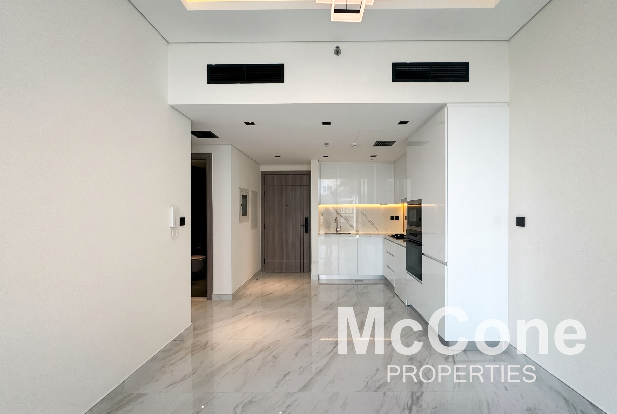 2 Bedroom Apartment for Sale in Samana Miami, Jumeirah Village Circle — photo 2 of 21