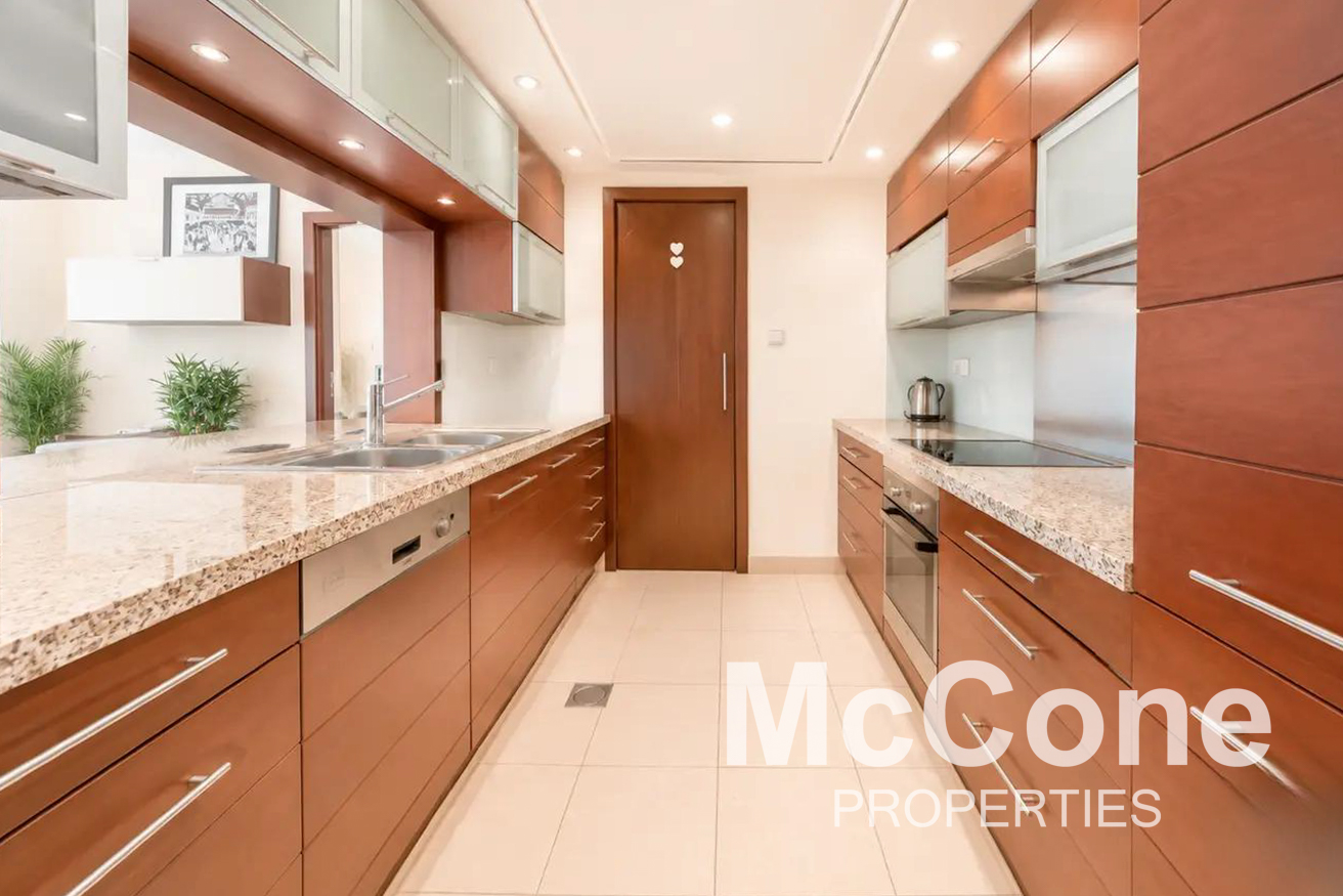 1 Bedroom Apartment for Sale in Burj Views A, Downtown Dubai — photo 7 of 11