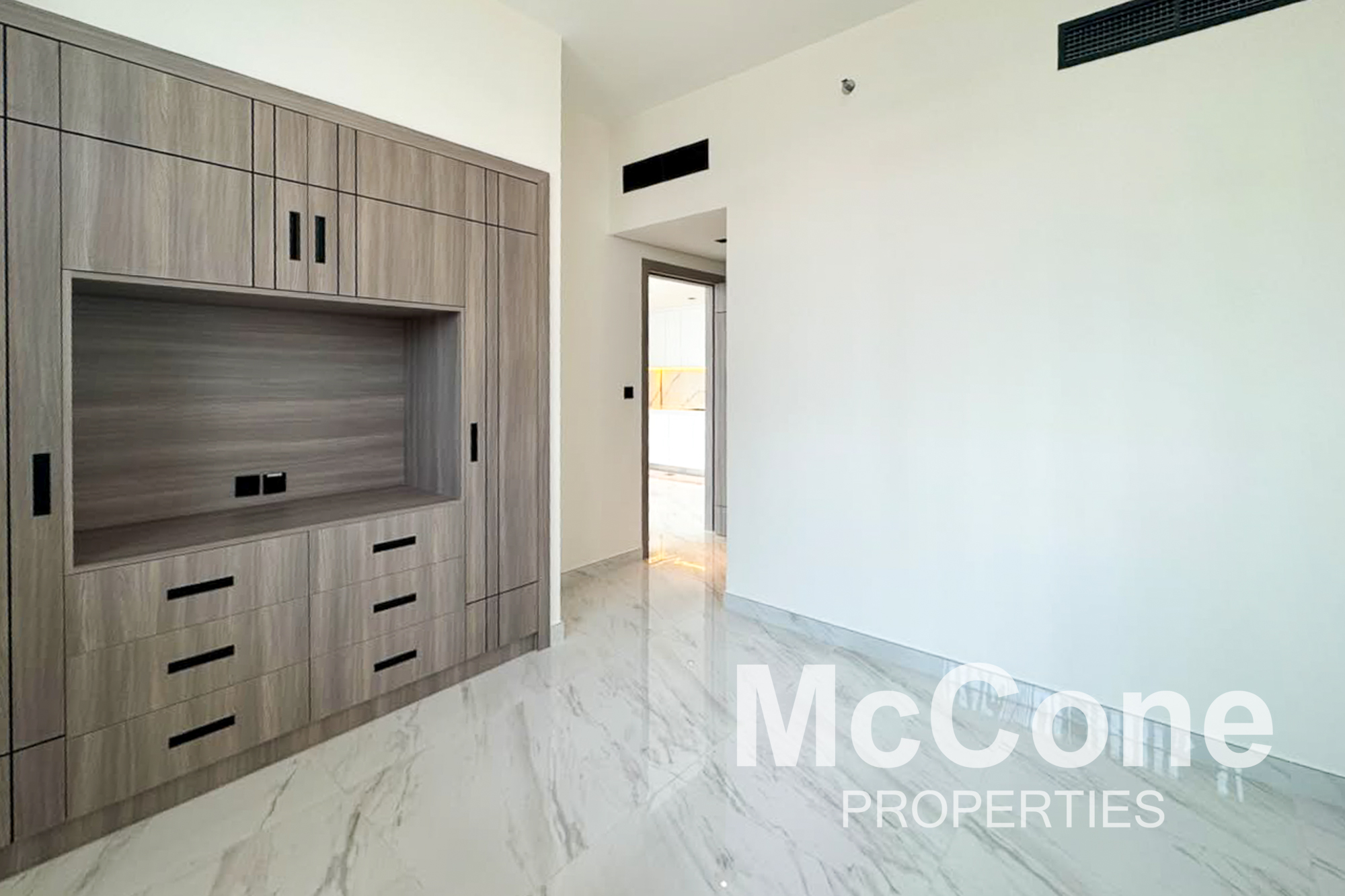 1 Bedroom Apartment for Sale in Samana Miami, Jumeirah Village Circle — photo 4 of 10