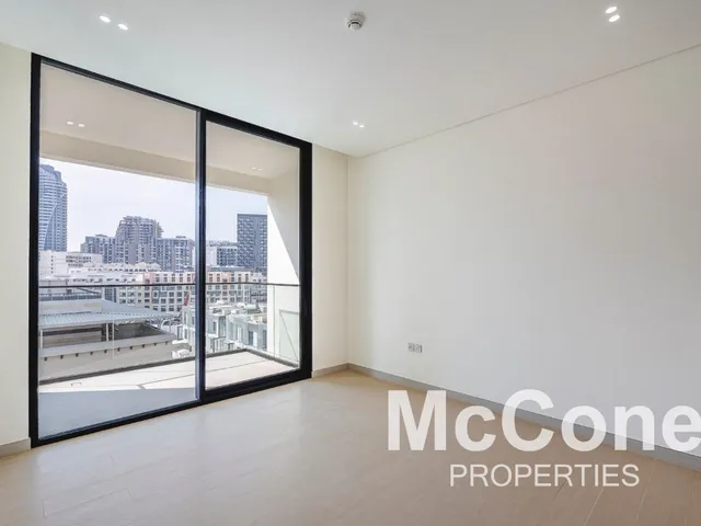 Studio Apartment for Sale in Binghatti Phoenix, Jumeirah Village Circle