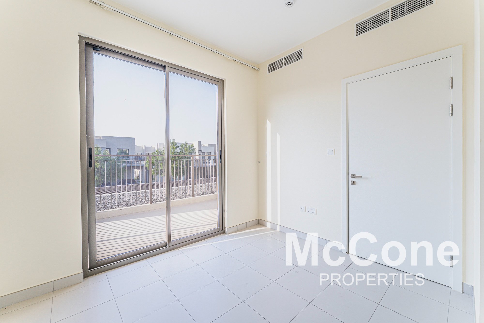 4 Bedroom Villa for Sale in Parkside 2, Dubai South (Dubai World Central) — photograph 13 of 26