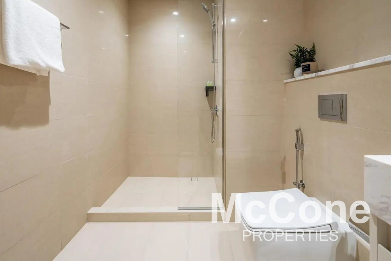 1 Bedroom Apartment for Sale in Burj Royale, Downtown Dubai — photo 9 of 10