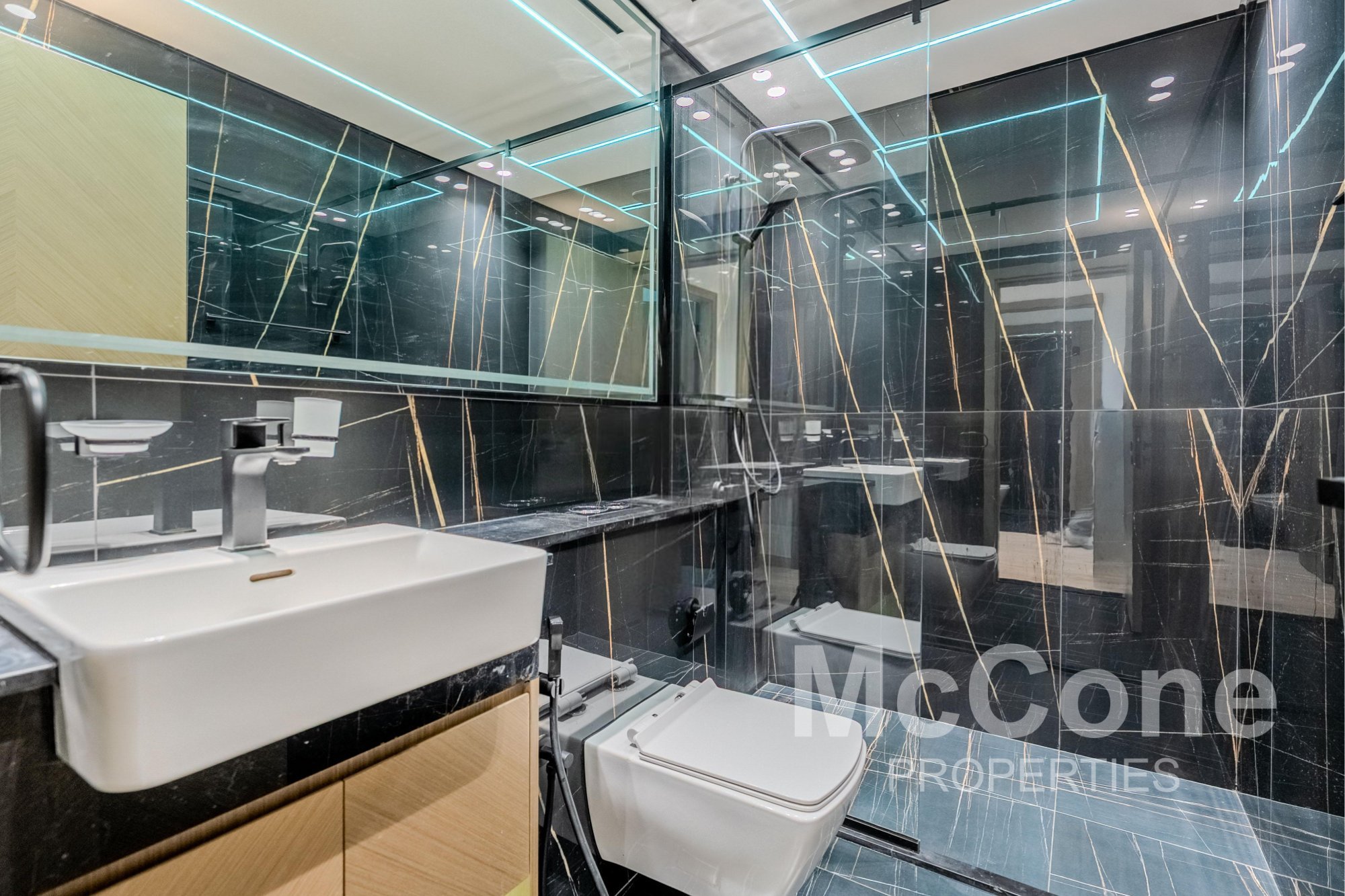 2 Bedroom Apartment for Sale in Binghatti Heights, Jumeirah Village Circle — photograph 10 of 13