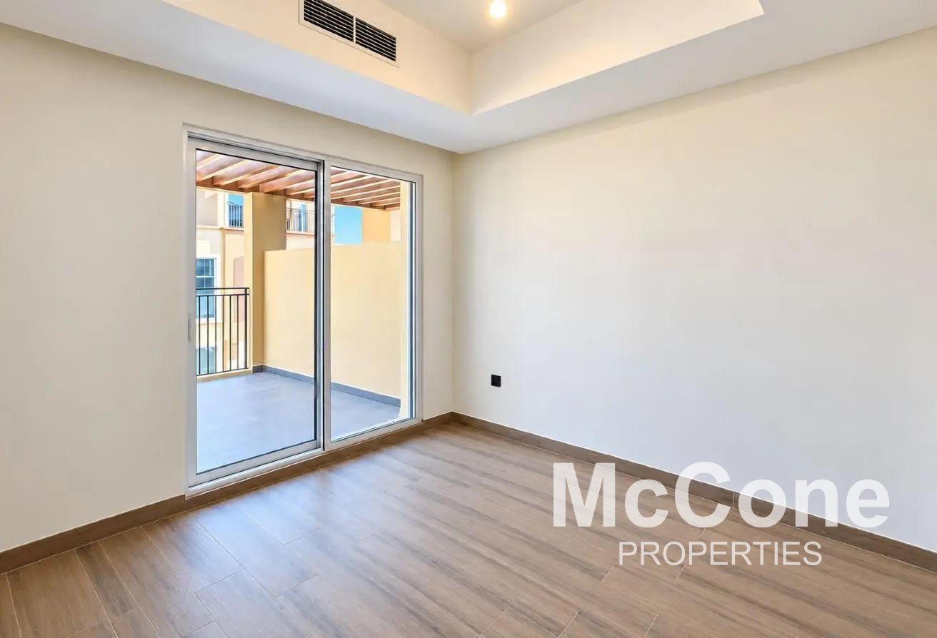 4 Bedroom Townhouse for Sale in Nice, Damac Lagoons — photo 7 of 12