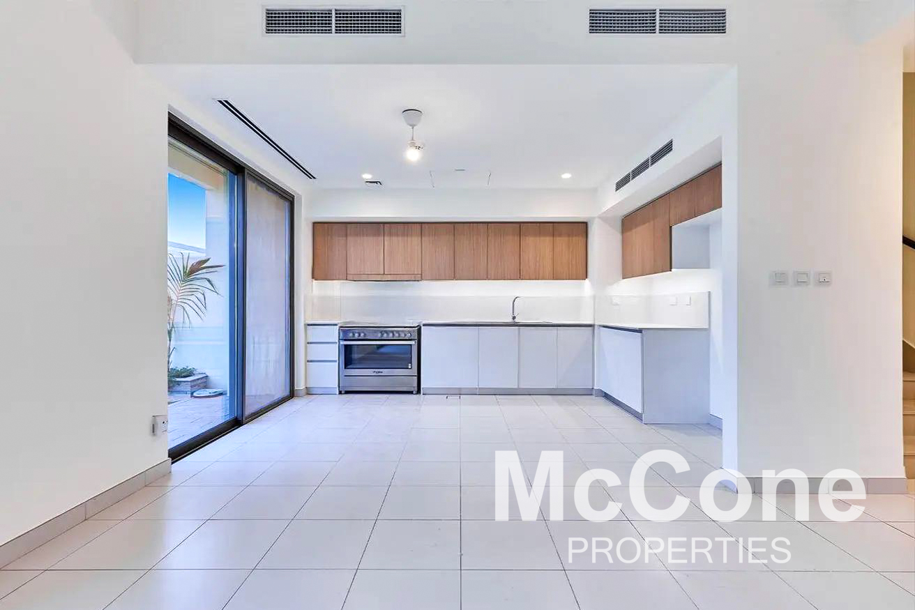 4 Bedroom Villa for Sale in Parkside 1, Dubai South (Dubai World Central) — photo 2 of 20