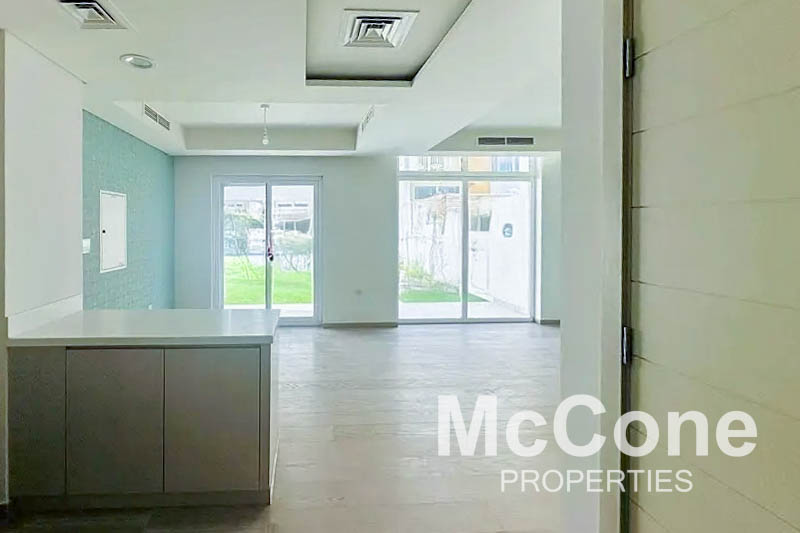 3 Bedroom Townhouse for Sale in Aquilegia, Damac Hills 2 — photo 3 of 10