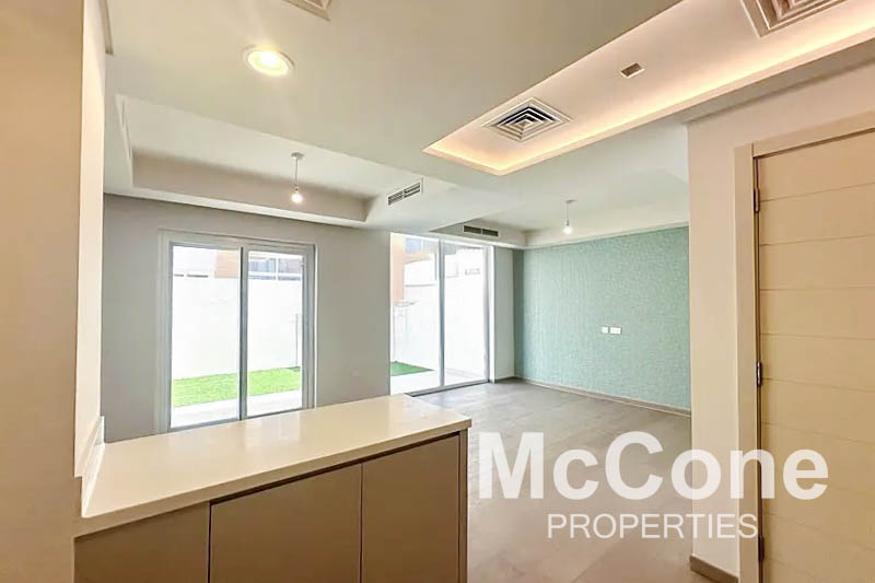 3 Bedroom Townhouse for Sale in Aquilegia, Damac Hills 2 — photo 2 of 10