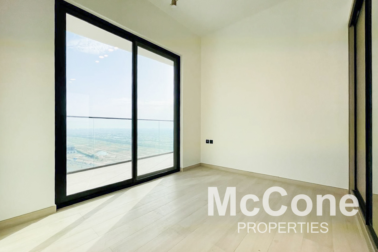 3 Bedroom Apartment for Sale in Binghatti Heights, Jumeirah Village Circle — photo 5 of 15