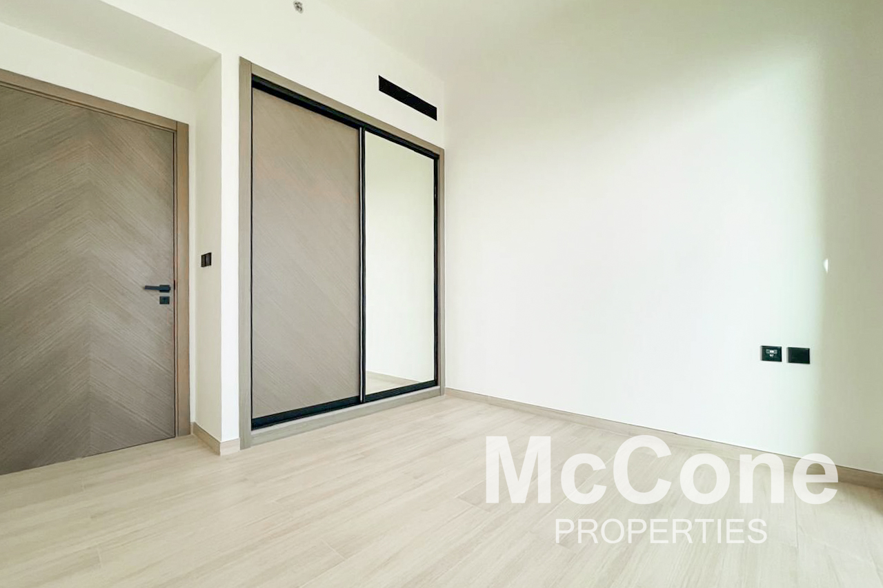 3 Bedroom Apartment for Sale in Binghatti Heights, Jumeirah Village Circle — photo 7 of 15