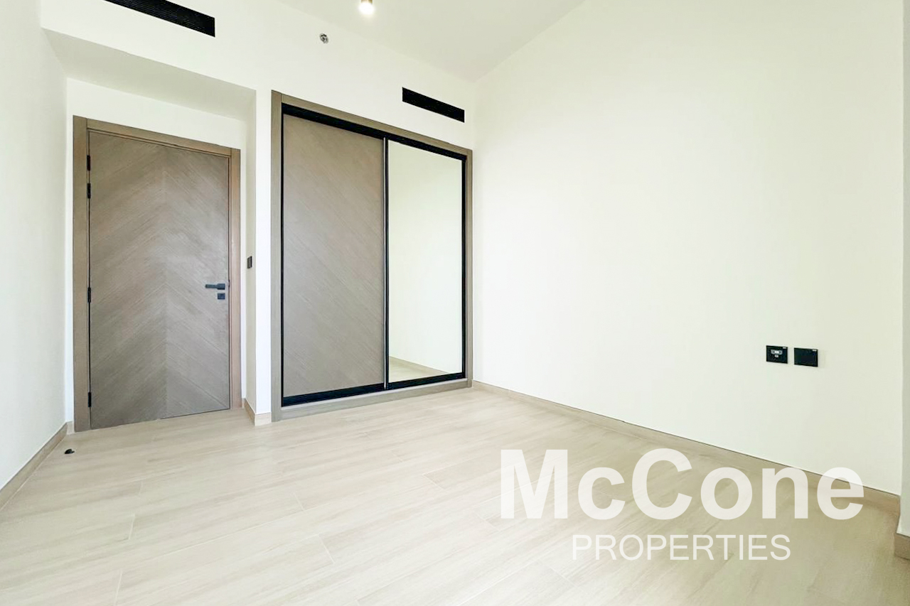 3 Bedroom Apartment for Sale in Binghatti Heights, Jumeirah Village Circle — photo 9 of 15