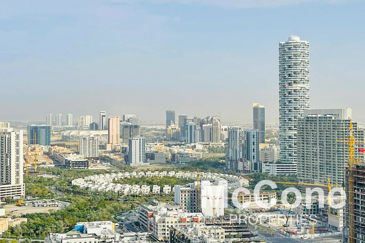 3 Bedroom Apartment for Sale in Binghatti Heights, Jumeirah Village Circle — photograph 13 of 15